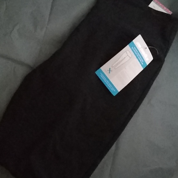 Marika Other - NWT Shaping Enhance Legging size M